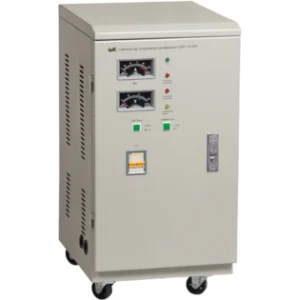 IEK Стабилизатор напряжения однофазный СНИ1-7 кВА - IVS10-1-07000 IEK Стабилизатор напряжения однофазный СНИ1-7 кВА - IVS10-1-07000